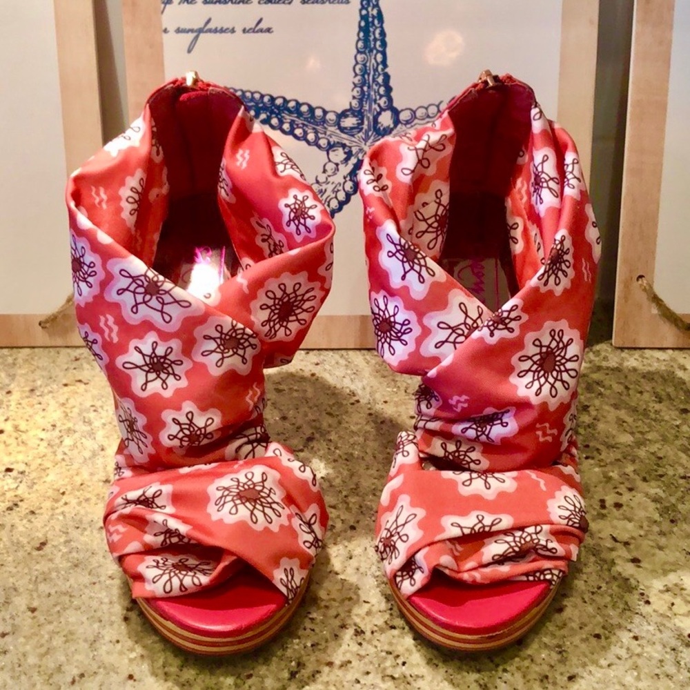 Zandra Rhodes Couture Wedges - Picture 4 of 11